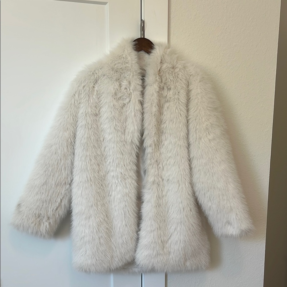 White Teddy Jacket Plush Oversized Style
